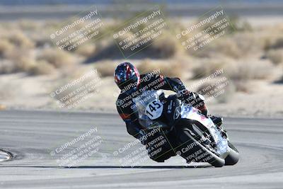 media/Dec-07-2025-CVMA (Sun) [[3e7d2de5dc]]/Race 10-Formula 40 Open/